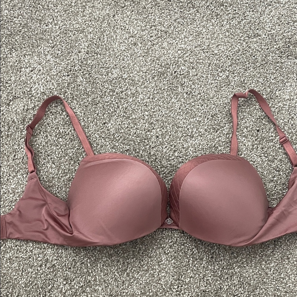 Victoria's Secret Dusty Rose Underwire Bra